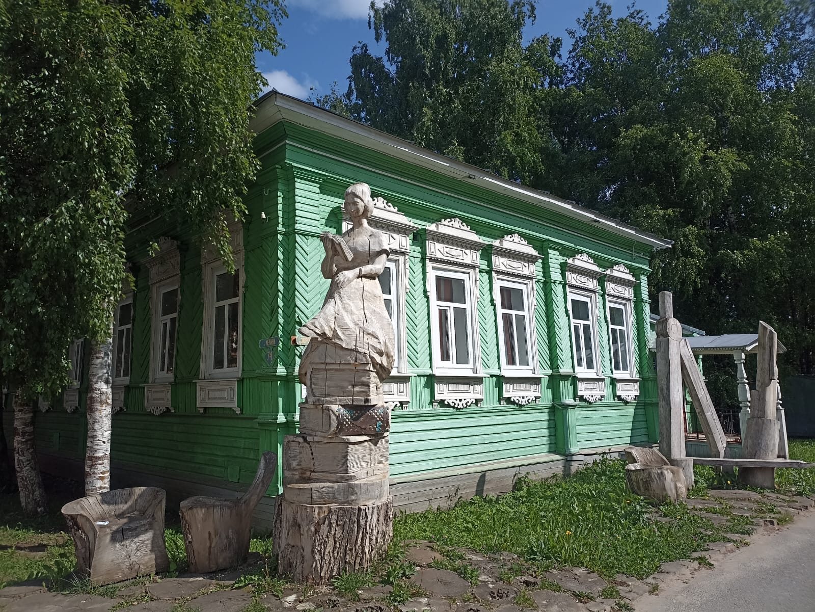 https://upforme.ru/uploads/0001/d0/60/4973/914071.jpg