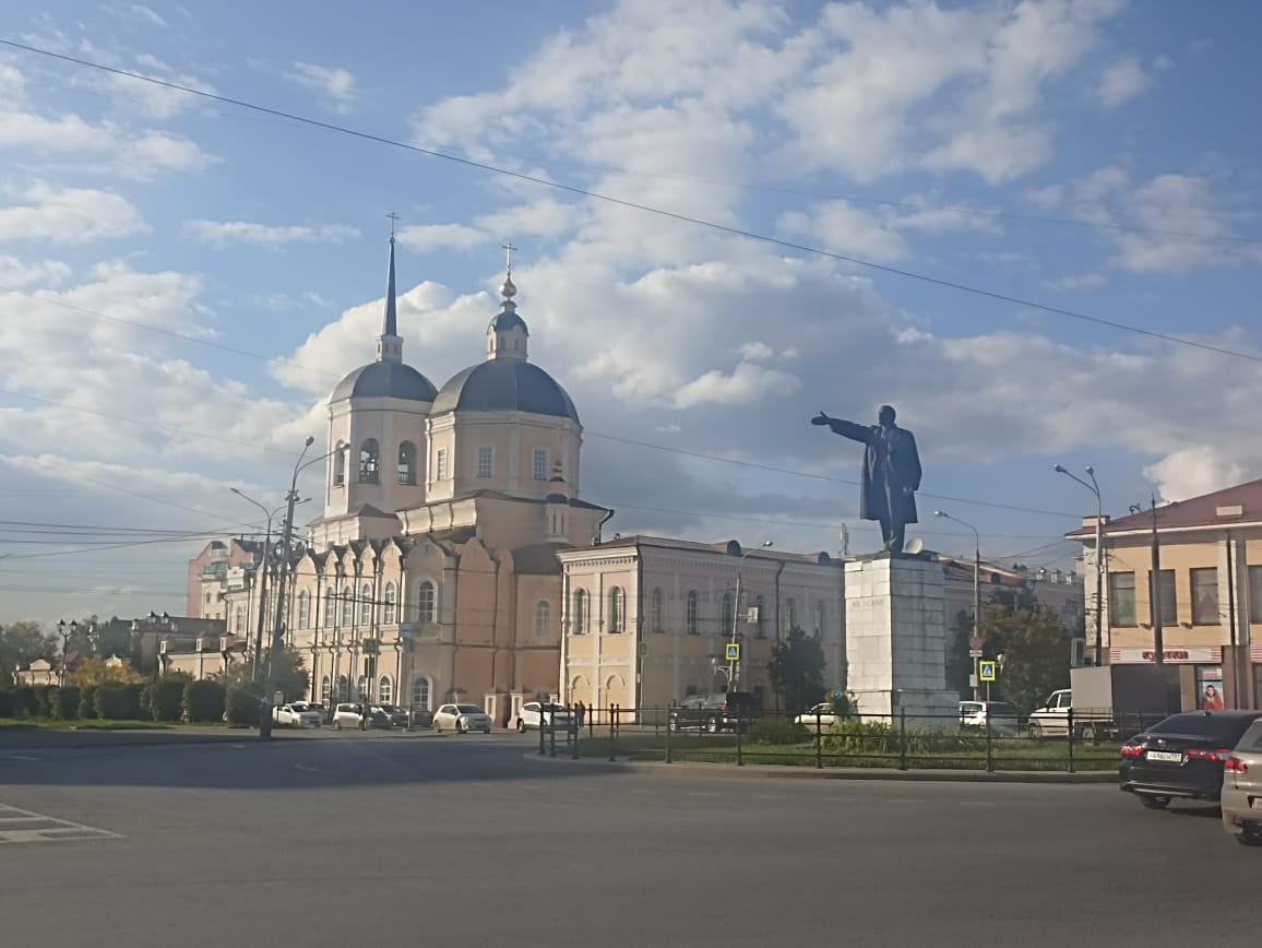https://upforme.ru/uploads/0001/d0/60/4986/108224.jpg
