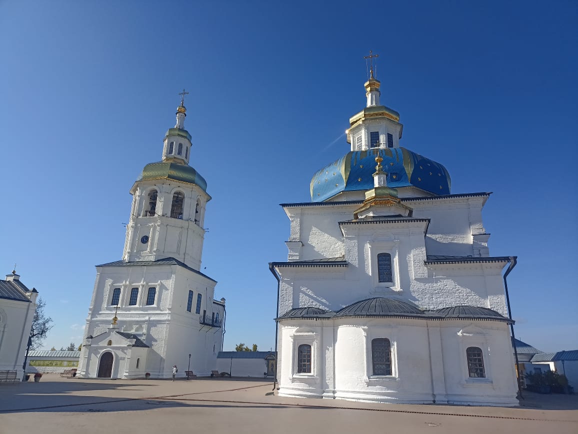 https://upforme.ru/uploads/0001/d0/60/4986/168863.jpg