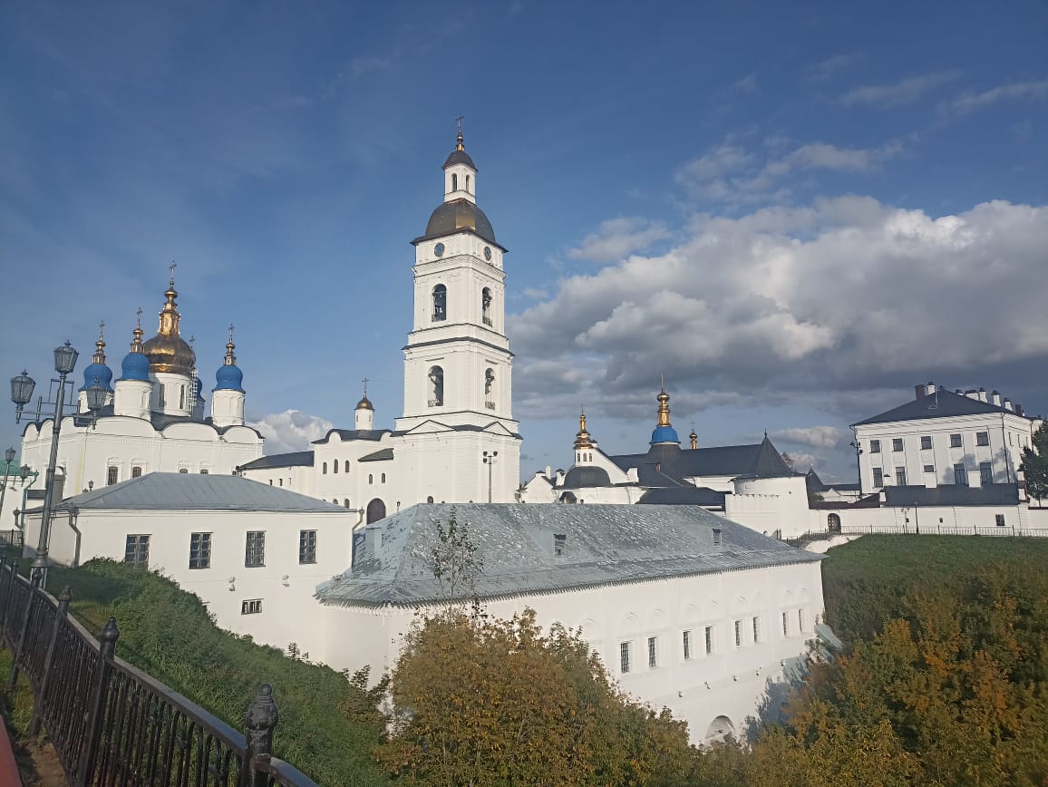 https://upforme.ru/uploads/0001/d0/60/4986/259866.jpg