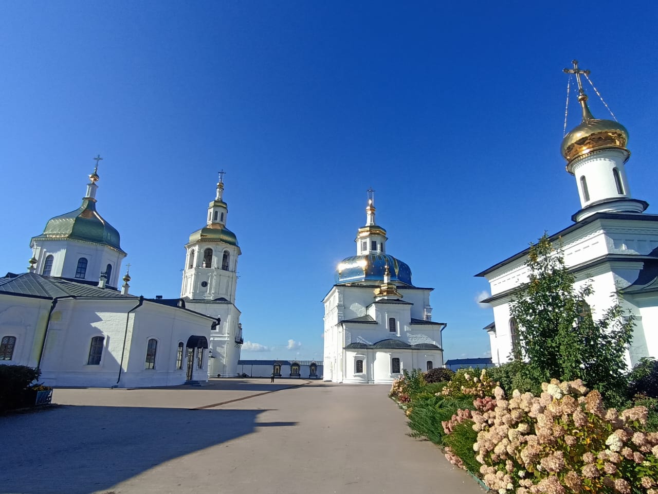 https://upforme.ru/uploads/0001/d0/60/4986/285753.jpg