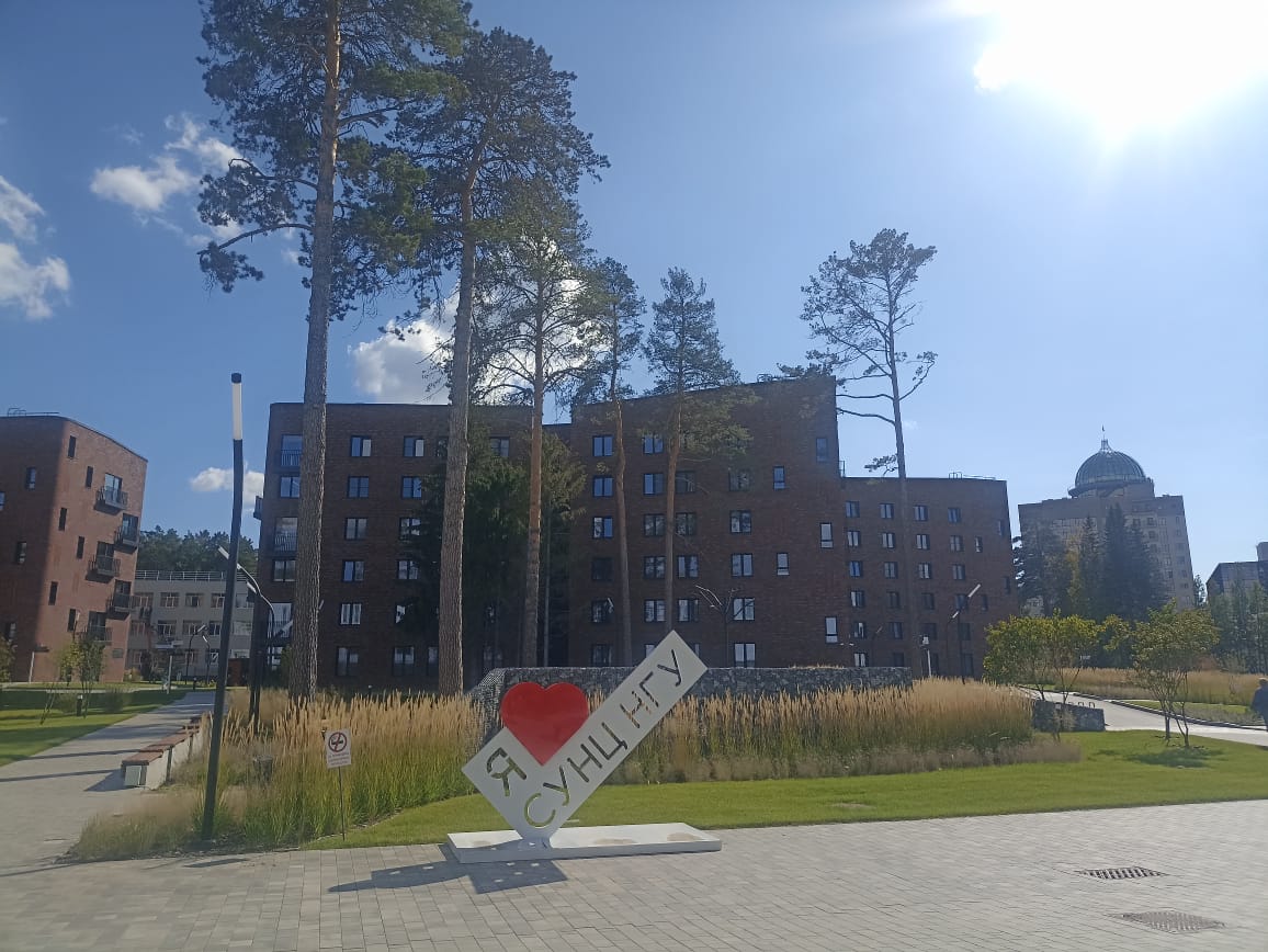 https://upforme.ru/uploads/0001/d0/60/4986/370985.jpg