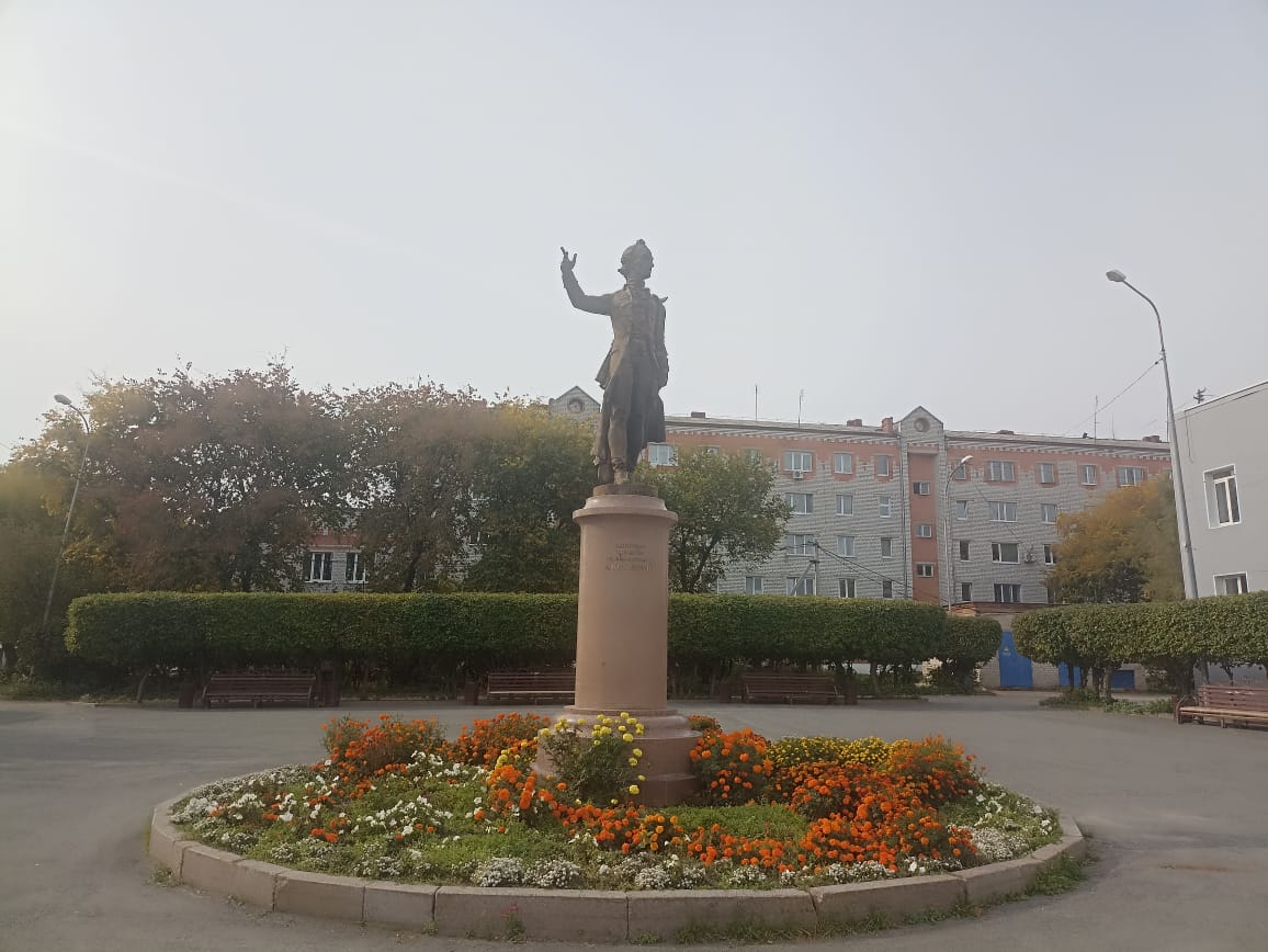 https://upforme.ru/uploads/0001/d0/60/4986/444176.jpg
