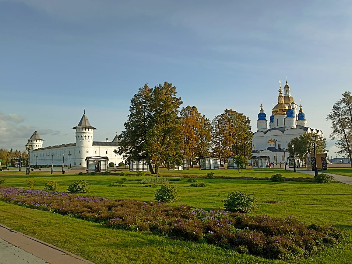 https://upforme.ru/uploads/0001/d0/60/4986/453444.jpg