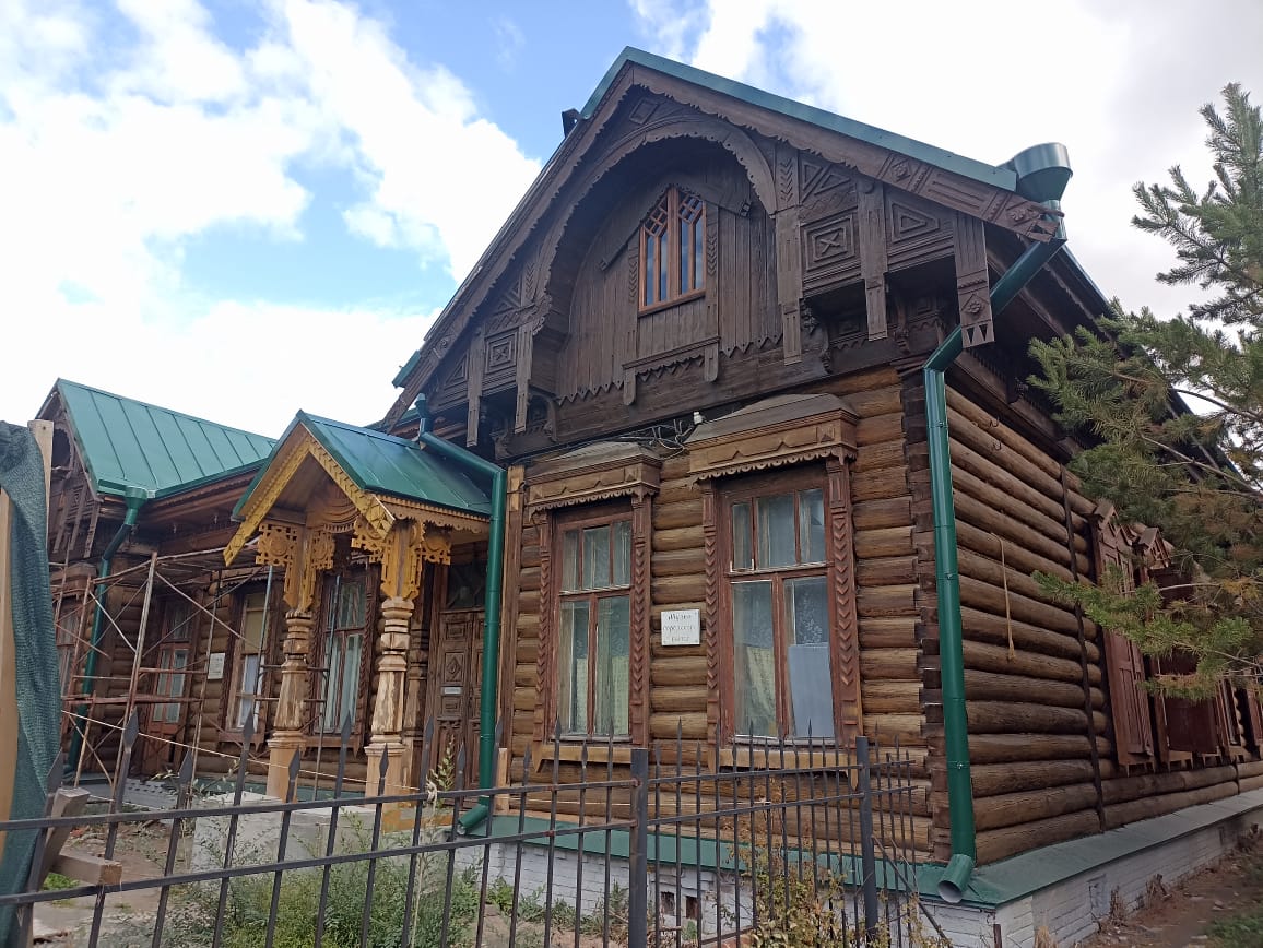https://upforme.ru/uploads/0001/d0/60/4986/543485.jpg