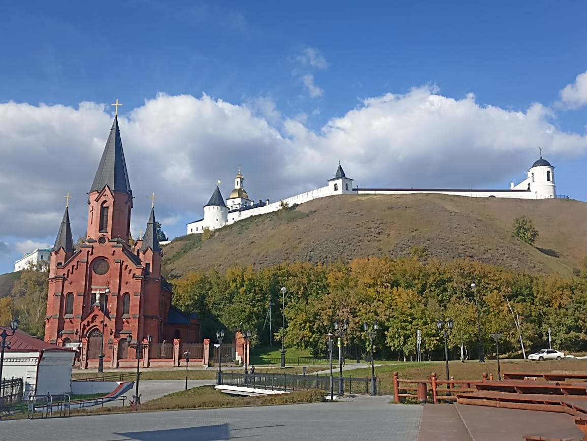https://upforme.ru/uploads/0001/d0/60/4986/55137.jpg