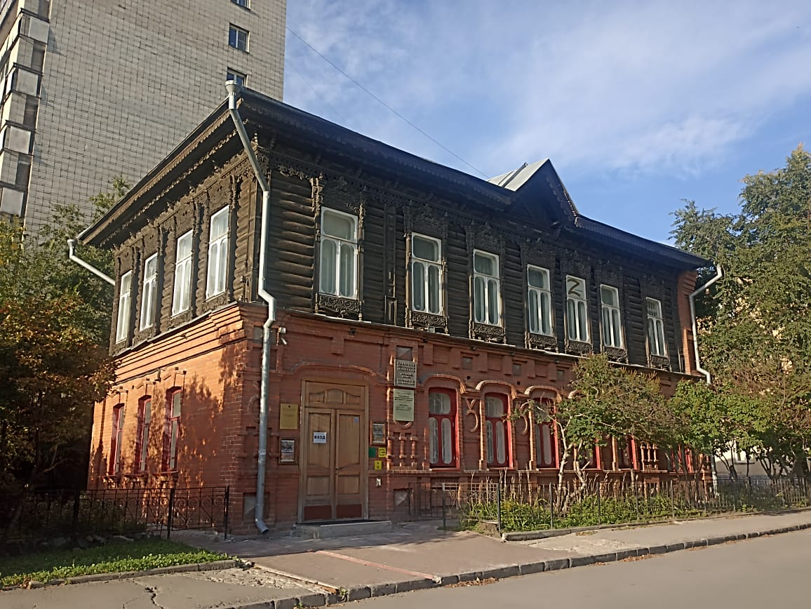 https://upforme.ru/uploads/0001/d0/60/4986/614601.jpg