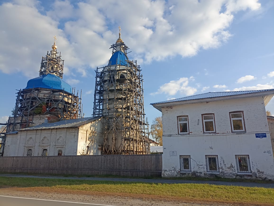 https://upforme.ru/uploads/0001/d0/60/4986/671732.jpg