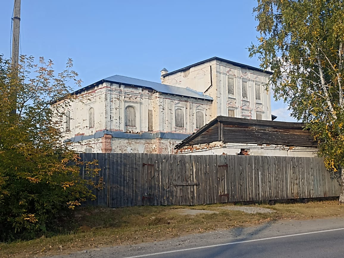 https://upforme.ru/uploads/0001/d0/60/4986/727840.jpg