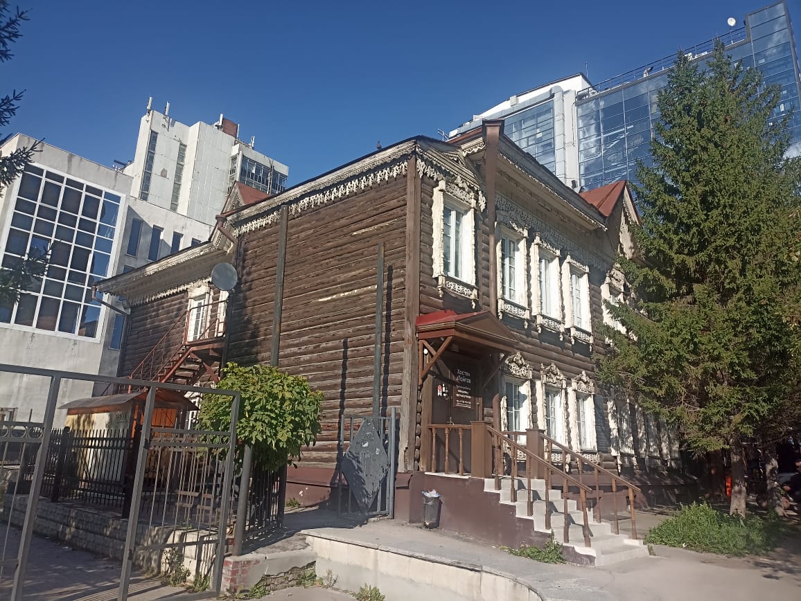 https://upforme.ru/uploads/0001/d0/60/4986/765126.jpg