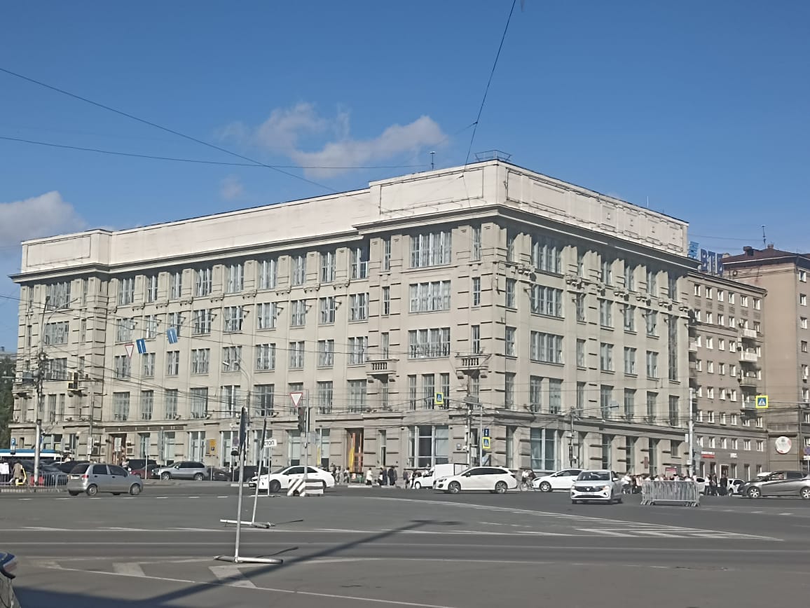 https://upforme.ru/uploads/0001/d0/60/4986/770576.jpg