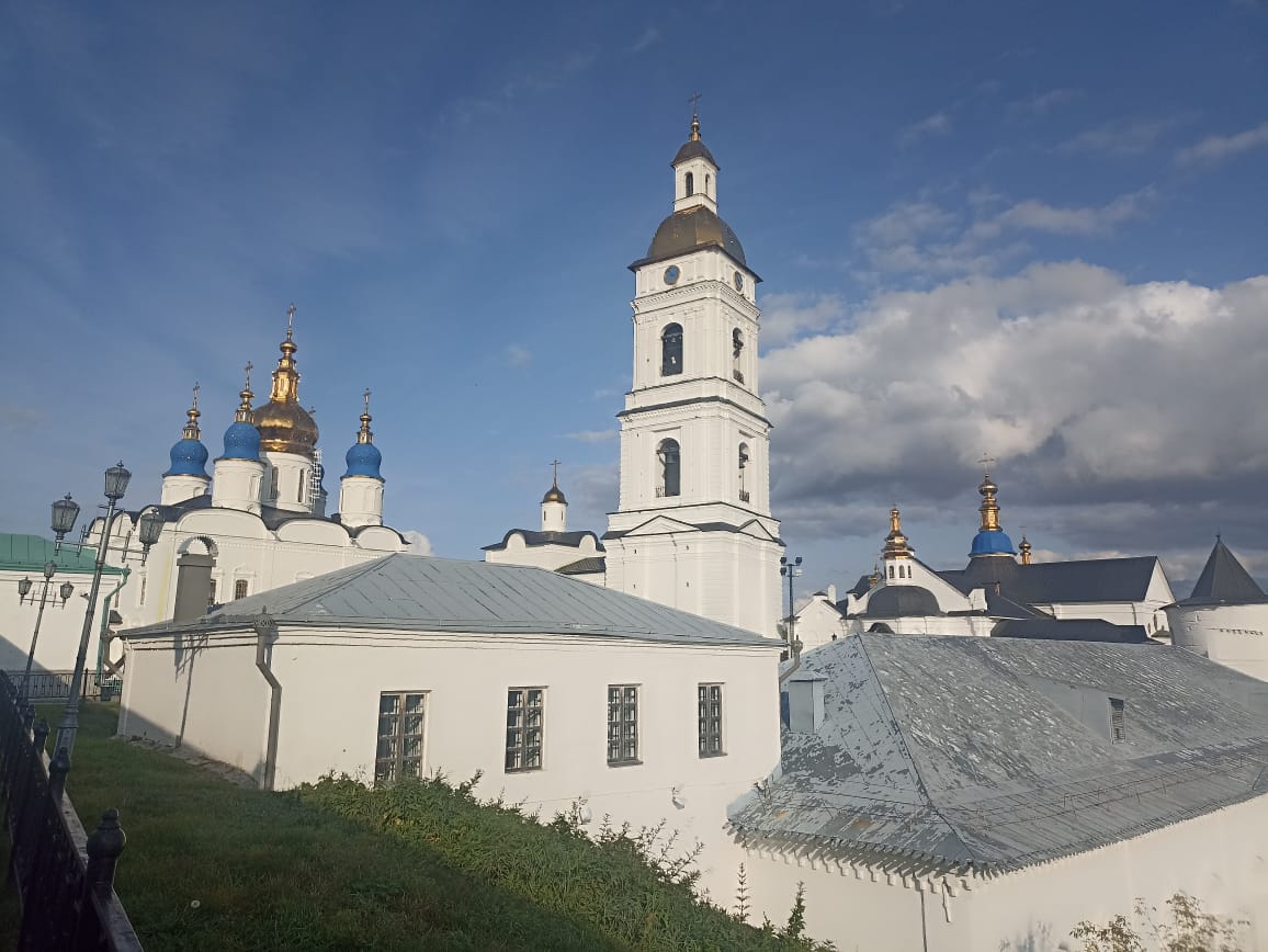 https://upforme.ru/uploads/0001/d0/60/4986/78202.jpg