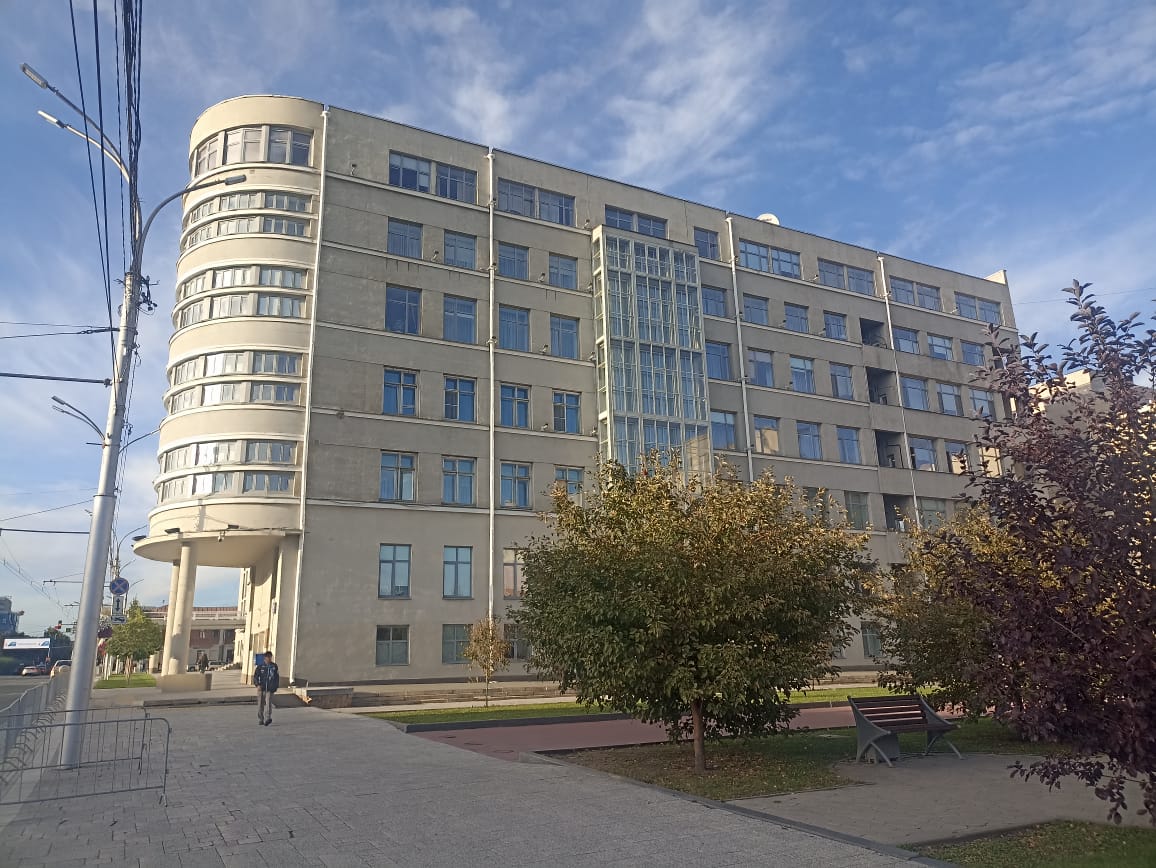 https://upforme.ru/uploads/0001/d0/60/4986/791481.jpg