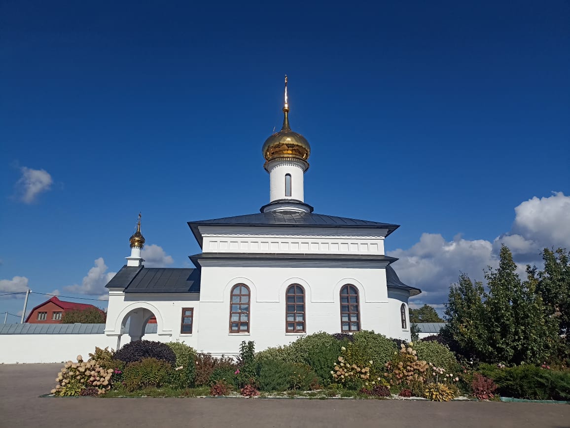 https://upforme.ru/uploads/0001/d0/60/4986/824781.jpg