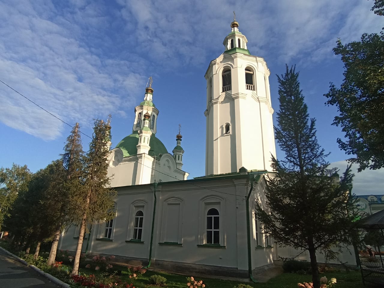 https://upforme.ru/uploads/0001/d0/60/4986/844510.jpg