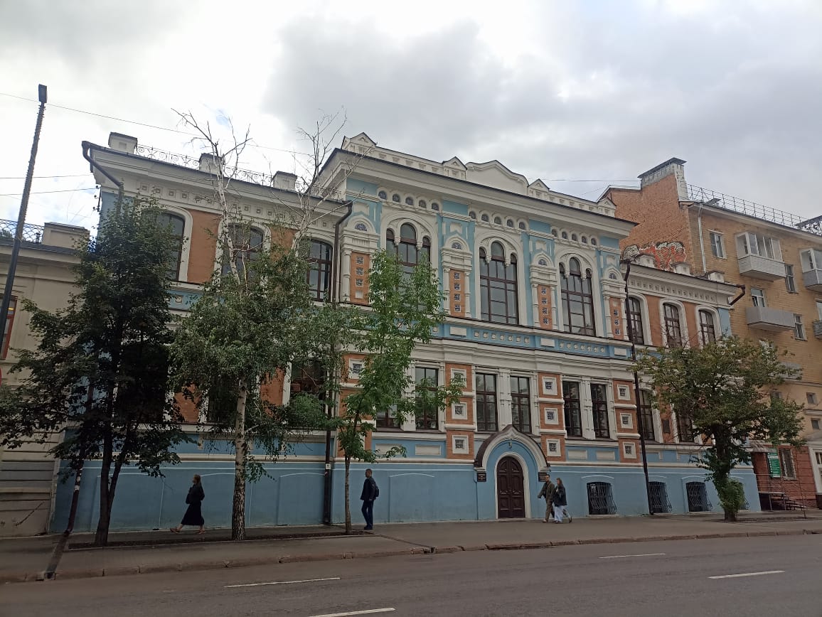 https://upforme.ru/uploads/0001/d0/60/4986/858897.jpg
