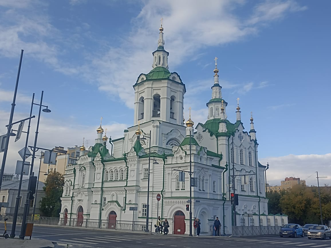 https://upforme.ru/uploads/0001/d0/60/4986/954353.jpg