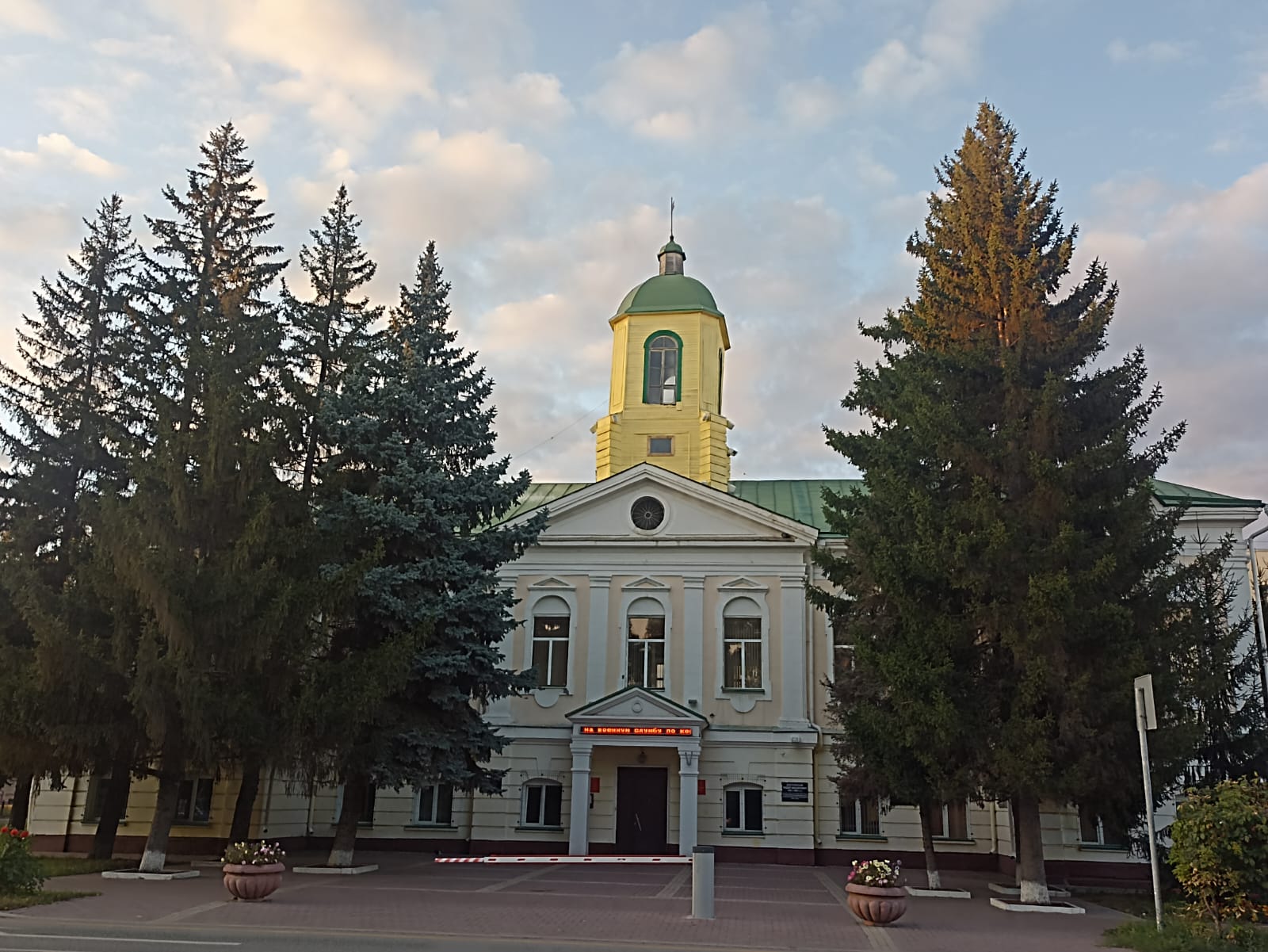 https://upforme.ru/uploads/0001/d0/60/4986/964133.jpg