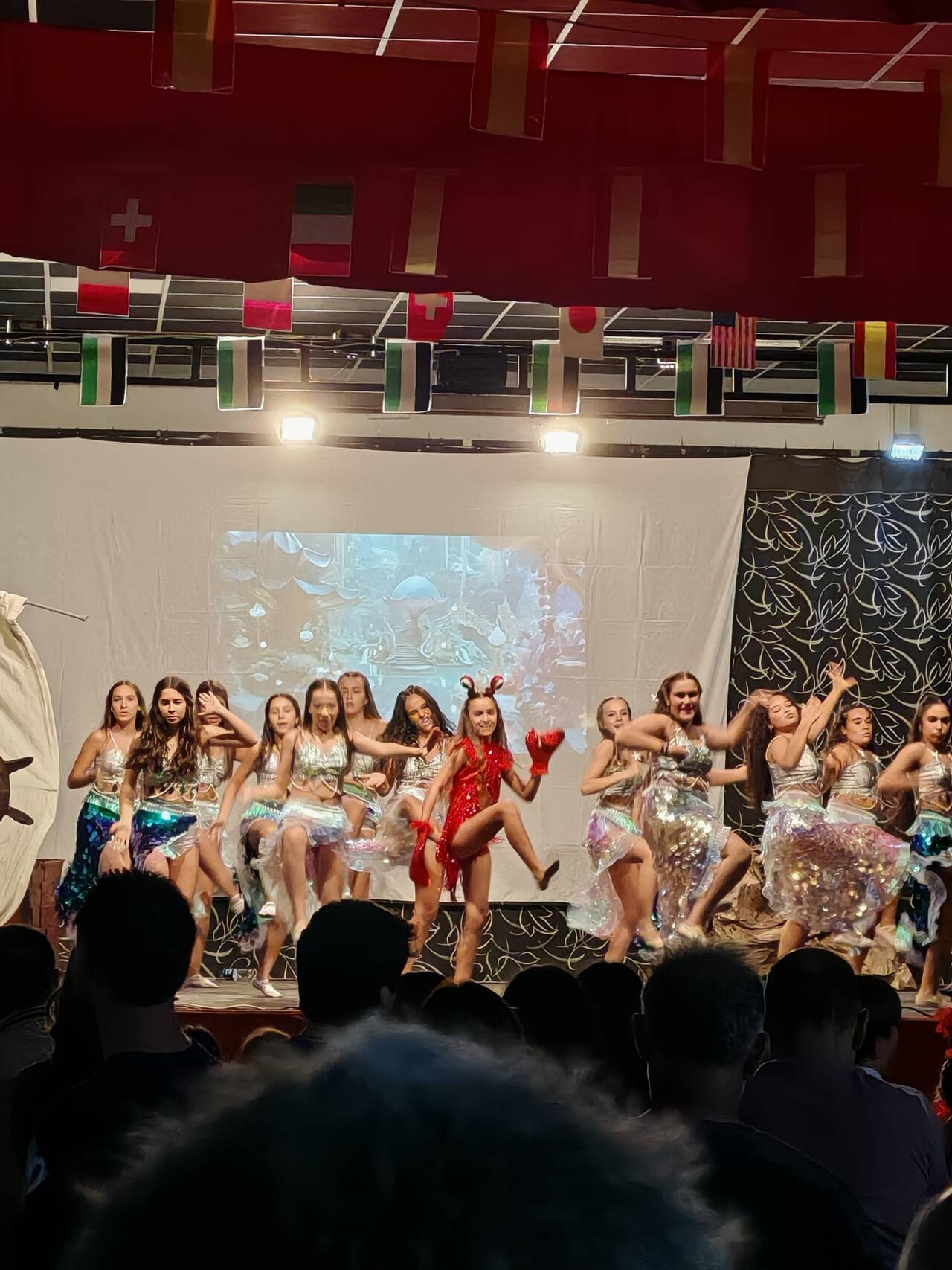 https://upforme.ru/uploads/0001/d0/60/800/577005.jpg