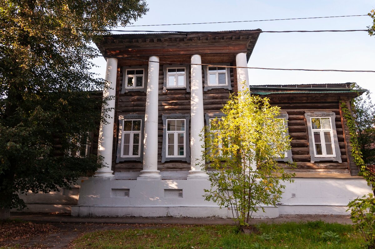 https://upforme.ru/uploads/0001/d0/60/905/443900.jpg