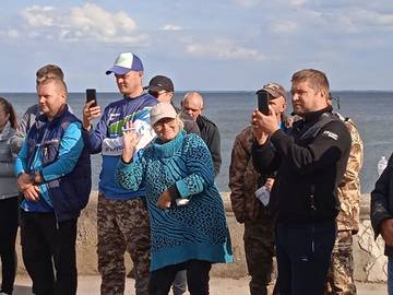 https://upforme.ru/uploads/0002/f9/2d/10379/t556623.jpg