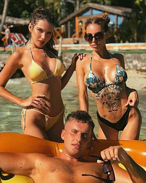 https://upforme.ru/uploads/0004/02/e8/9346/t52305.jpg