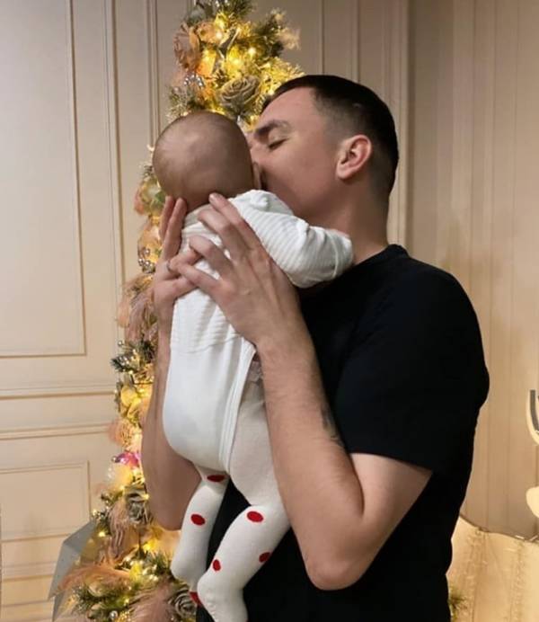https://upforme.ru/uploads/0004/02/e8/9346/t77747.jpg