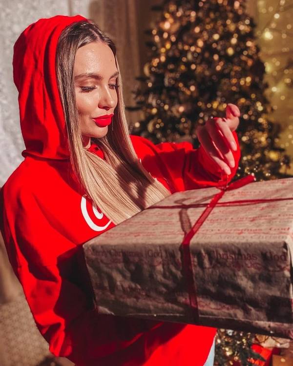 https://upforme.ru/uploads/0004/02/e8/9346/t79458.jpg