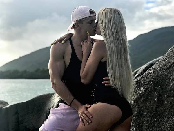 https://upforme.ru/uploads/0004/02/e8/9346/t91471.jpg