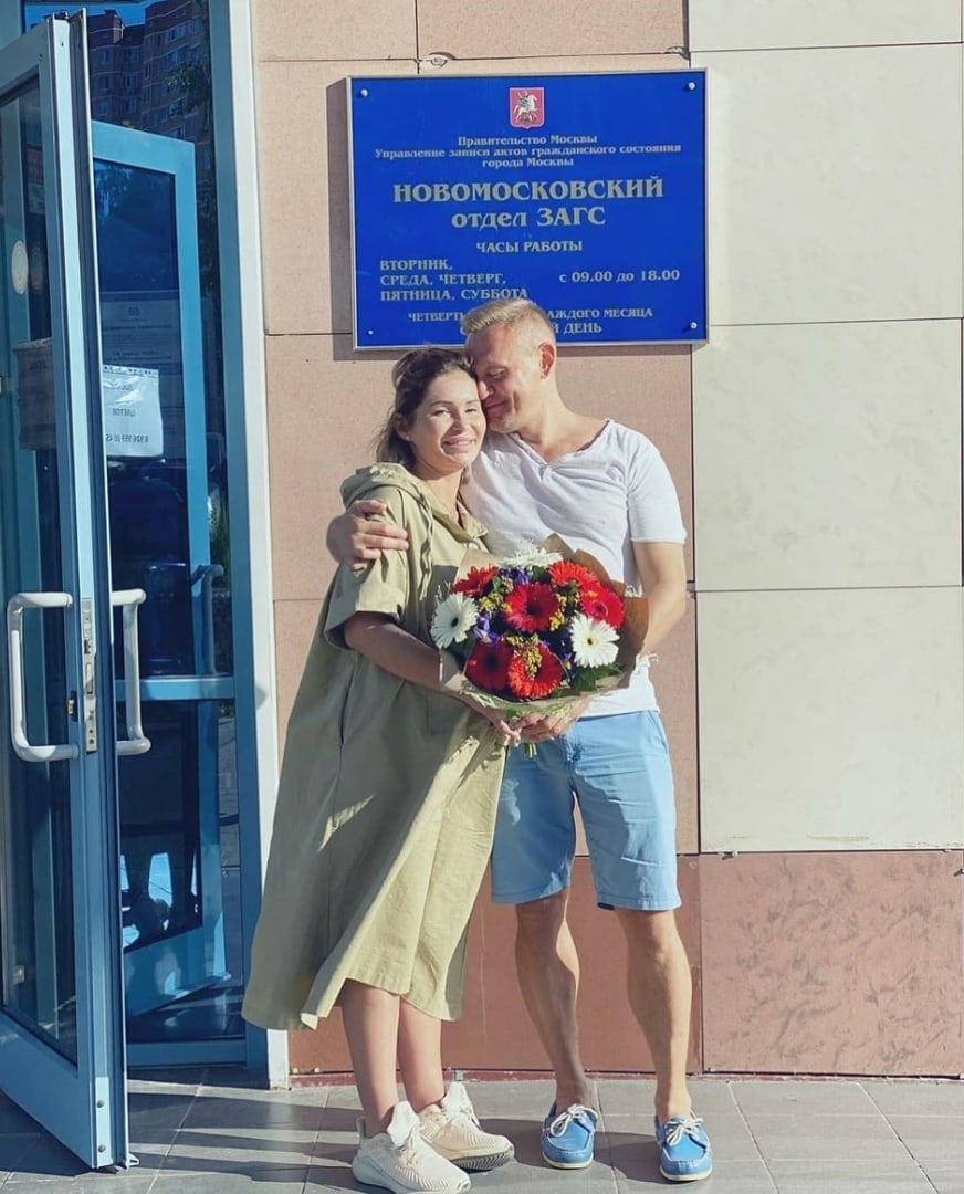 https://upforme.ru/uploads/0004/02/e8/9402/953217.jpg