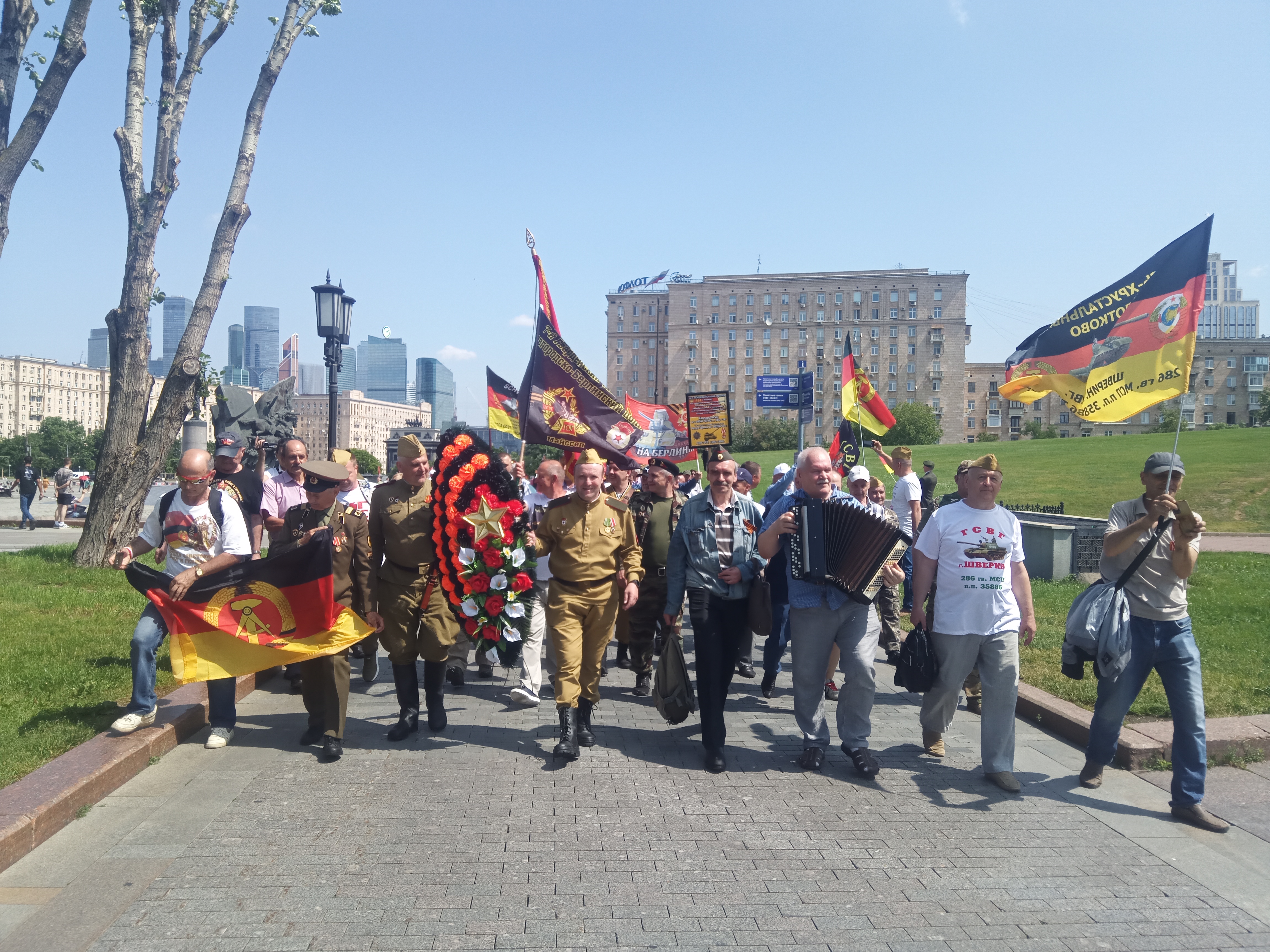 https://upforme.ru/uploads/0009/6c/04/3570/195682.jpg