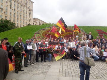 https://upforme.ru/uploads/0009/6c/04/3570/t70192.jpg