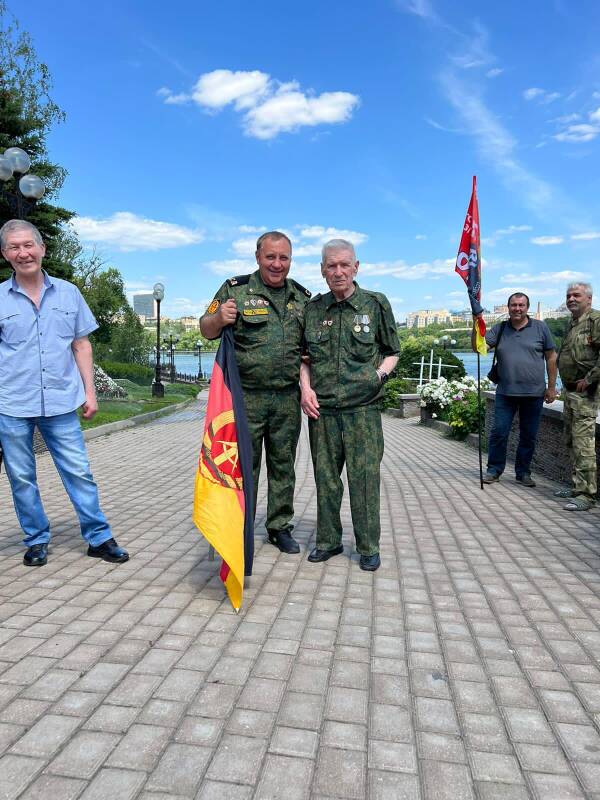 https://upforme.ru/uploads/0009/6c/04/3782/t224597.jpg
