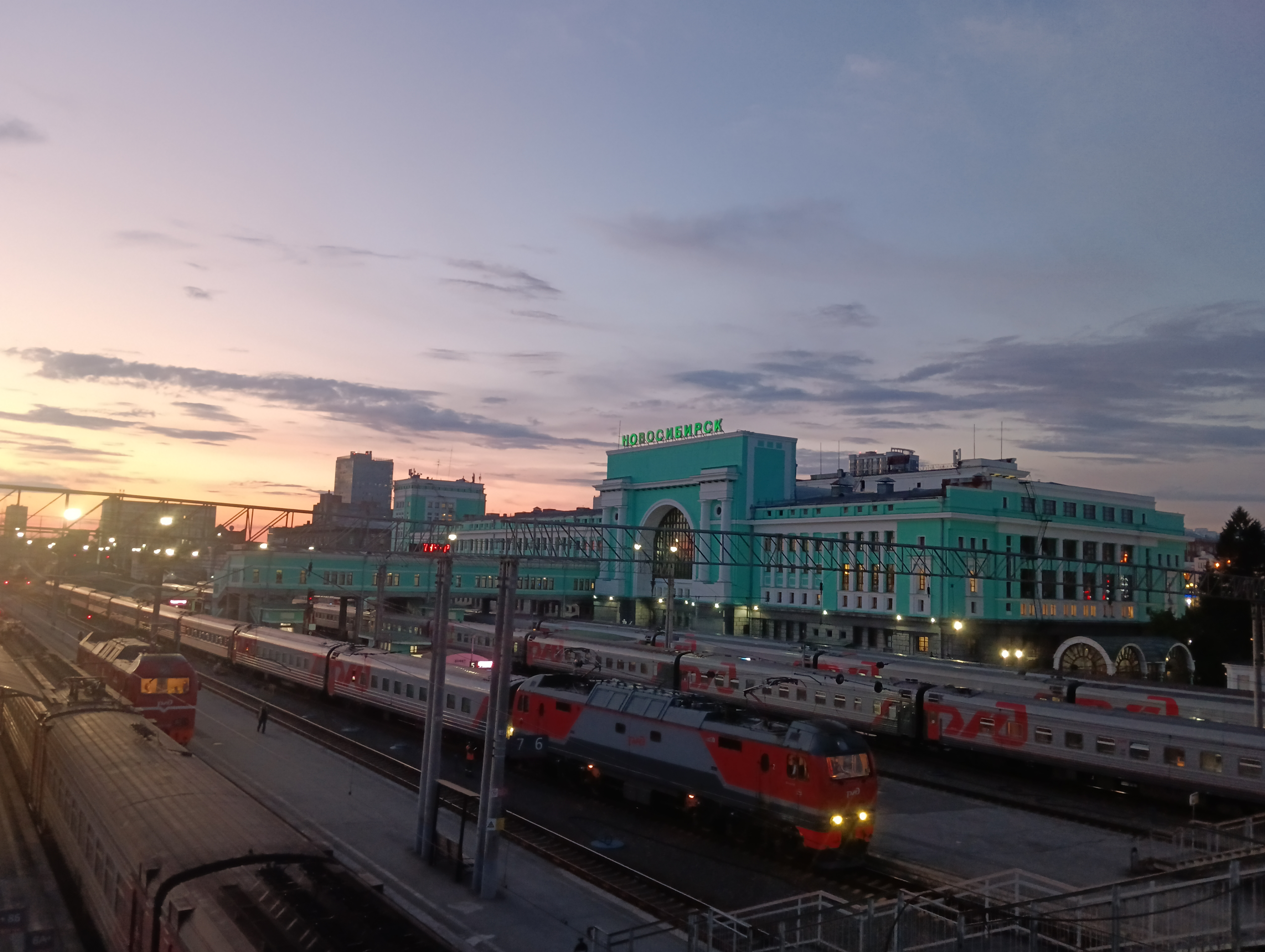 https://upforme.ru/uploads/000a/1b/4d/1027/195436.jpg