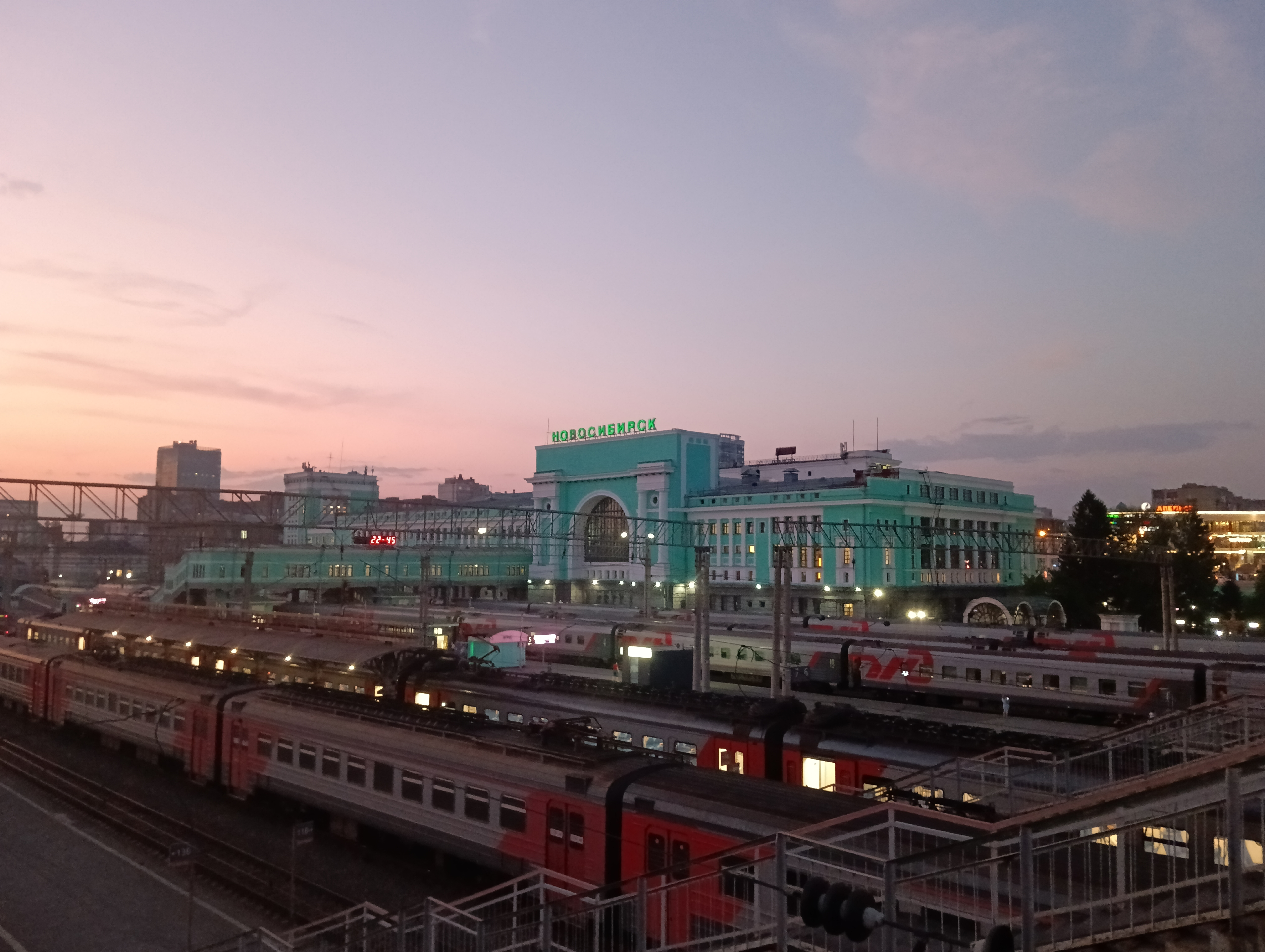 https://upforme.ru/uploads/000a/1b/4d/1027/418750.jpg