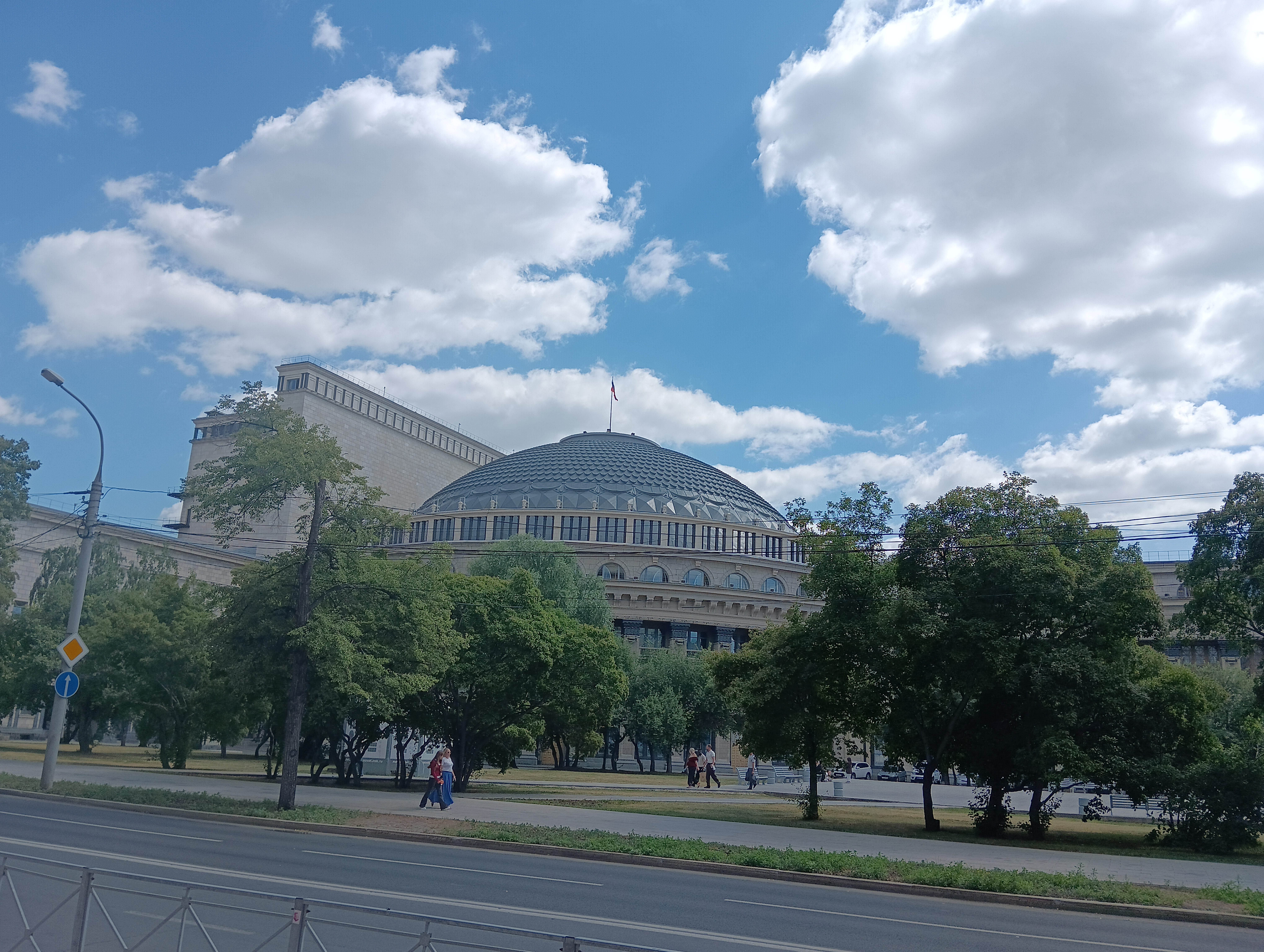 https://upforme.ru/uploads/000a/1b/4d/1027/583242.jpg