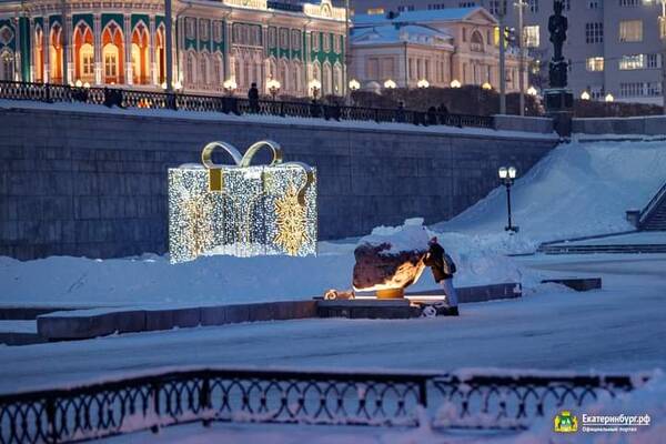 https://upforme.ru/uploads/000a/3f/42/819/t871665.jpg