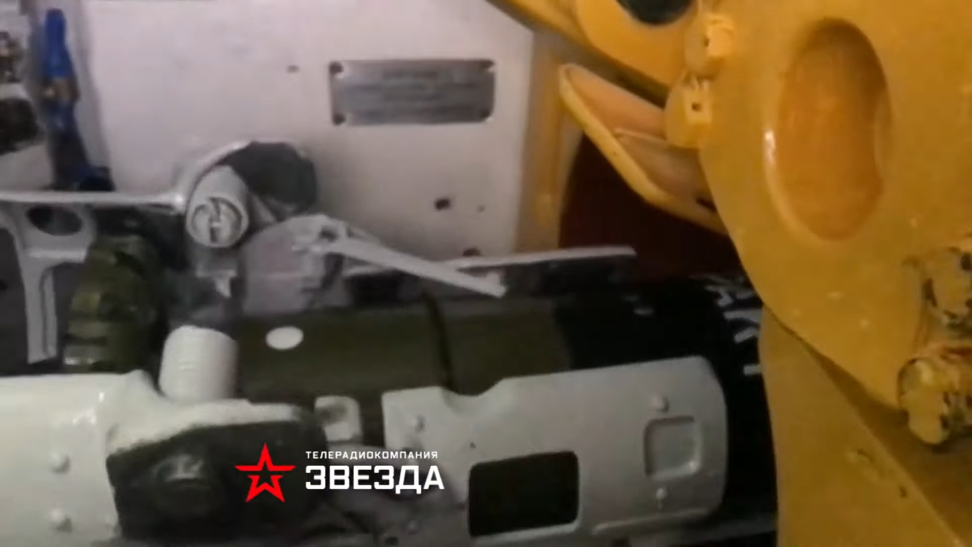 https://upforme.ru/uploads/000a/e3/16/2371/325221.jpg