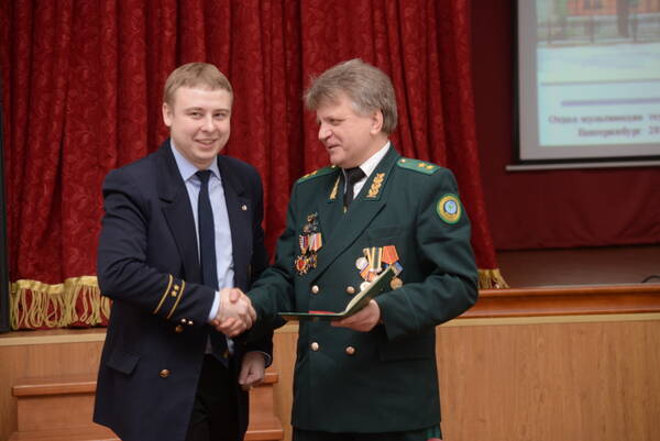 https://upforme.ru/uploads/000b/27/15/43/t421346.jpg