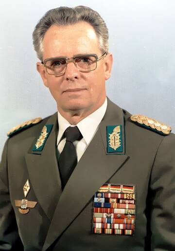 https://upforme.ru/uploads/000b/27/15/62/t526162.jpg