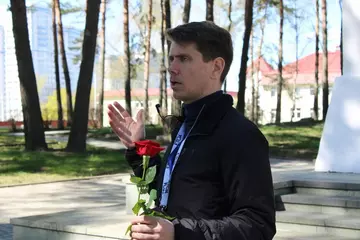 https://upforme.ru/uploads/000b/dd/53/2203/t330855.webp