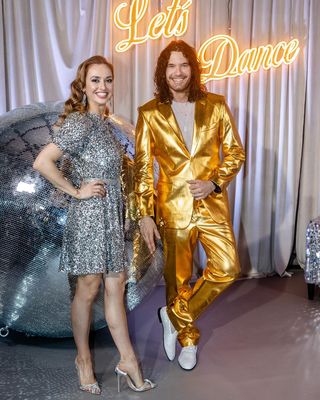 https://upforme.ru/uploads/000d/6b/61/2054/387297.jpg