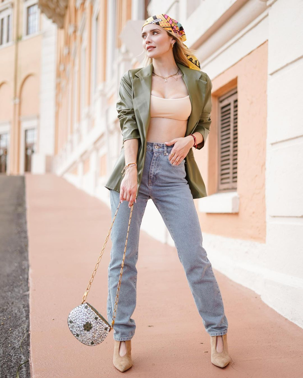 https://upforme.ru/uploads/000d/6b/61/4997/t526256.png
