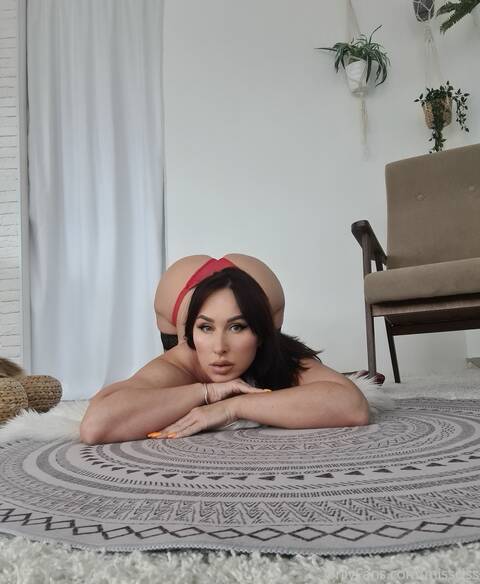 https://upforme.ru/uploads/000e/29/d5/2/t32710.jpg