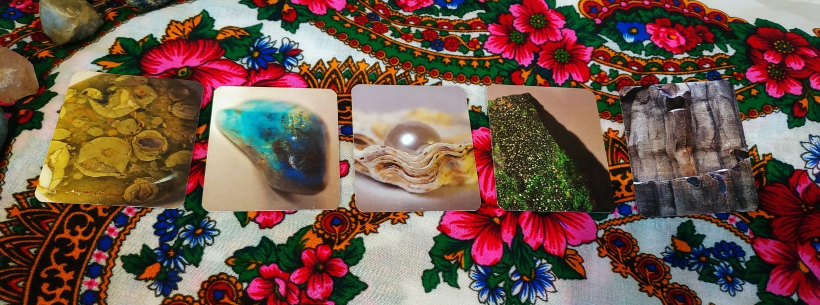 https://upforme.ru/uploads/000e/3d/72/40/620034.jpg