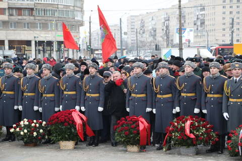 https://upforme.ru/uploads/000e/ad/4d/34560/t140303.jpg