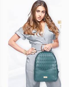 https://upforme.ru/uploads/000f/62/ef/5/t742606.jpg