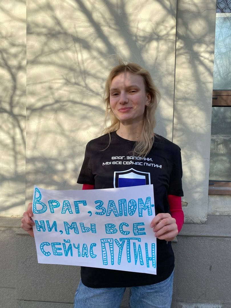 https://upforme.ru/uploads/000f/a0/99/91/306222.jpg