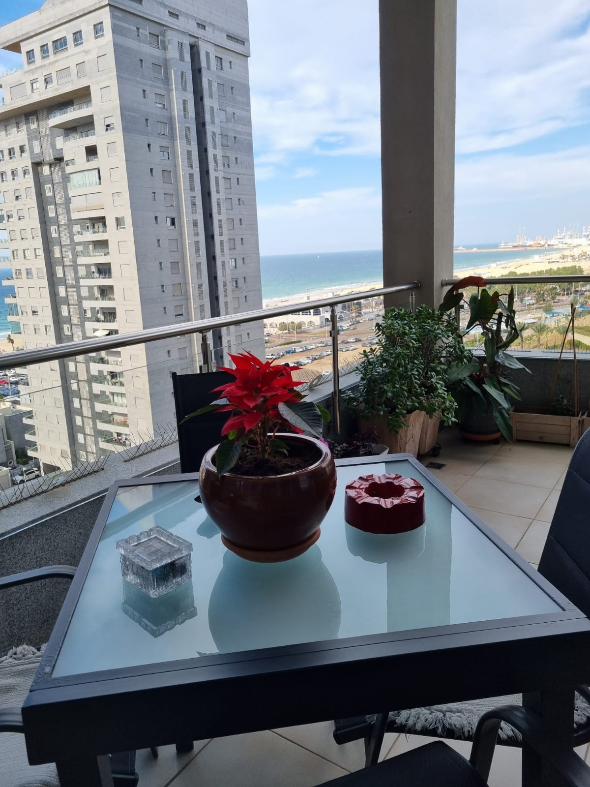 https://upforme.ru/uploads/000f/a0/99/91/470027.jpg