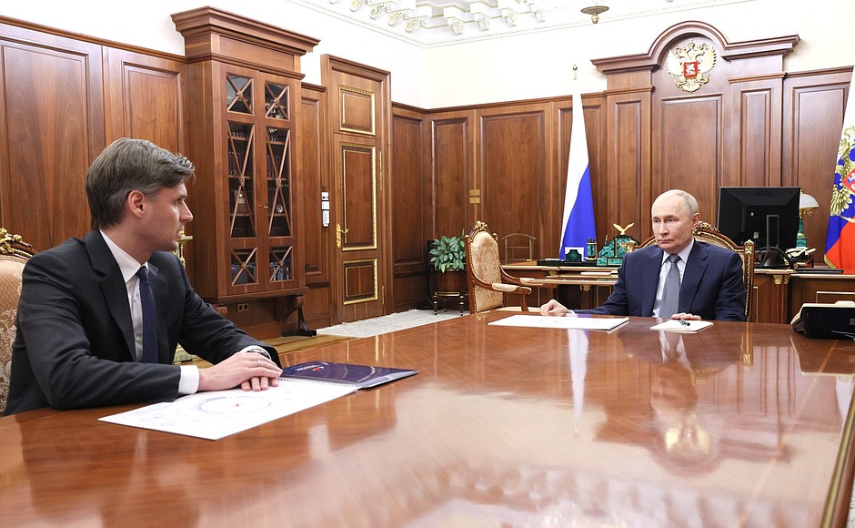 https://upforme.ru/uploads/0010/90/3b/146/877377.jpg